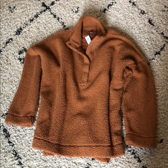 american eagle sherpa pullover